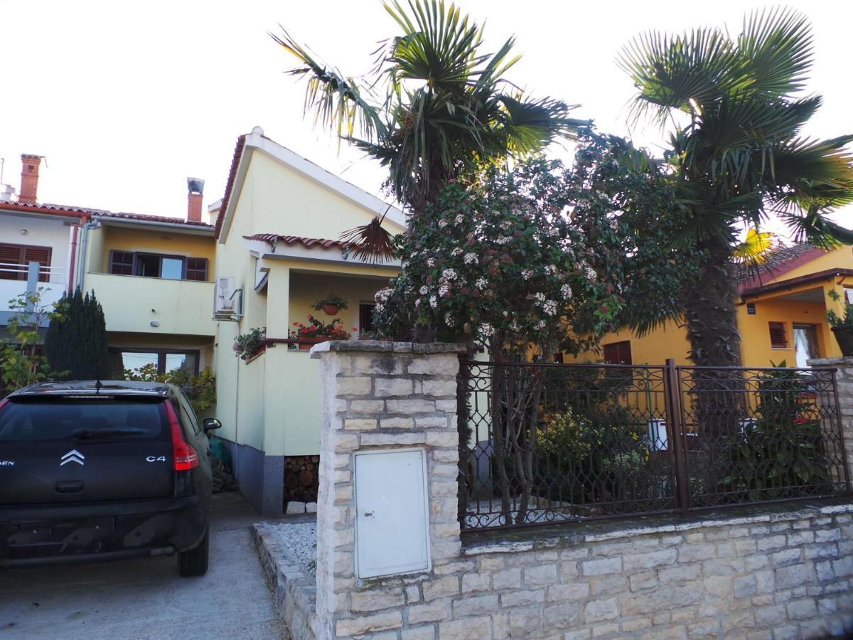 Apartman Luka Fazana Bagian luar foto