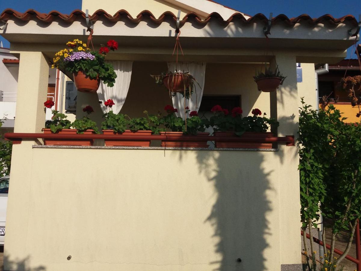 Apartman Luka Fazana Bagian luar foto