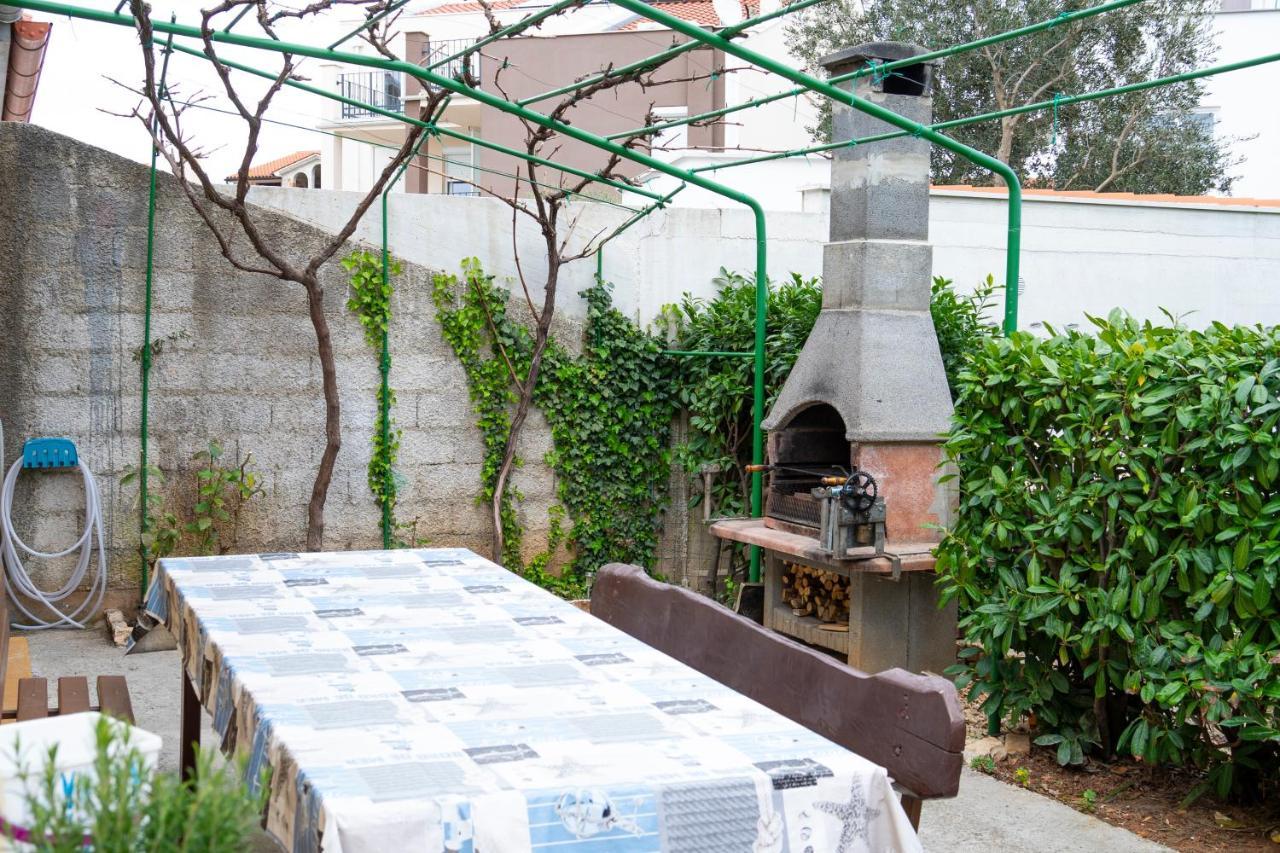 Apartman Luka Fazana Bagian luar foto