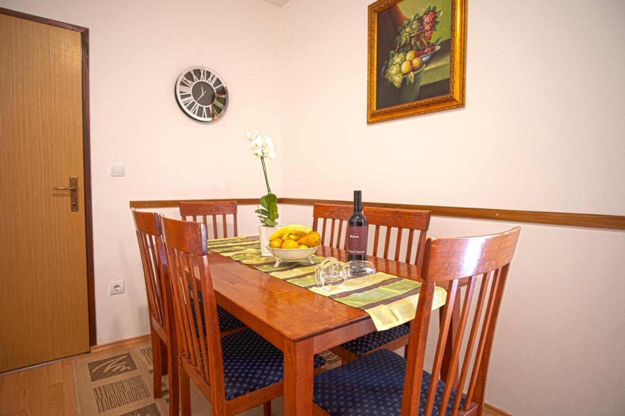 Apartman Luka Fazana Bagian luar foto